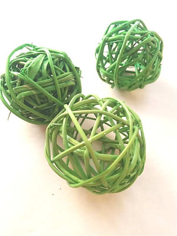 Lata ball 4 cm zelená světlá