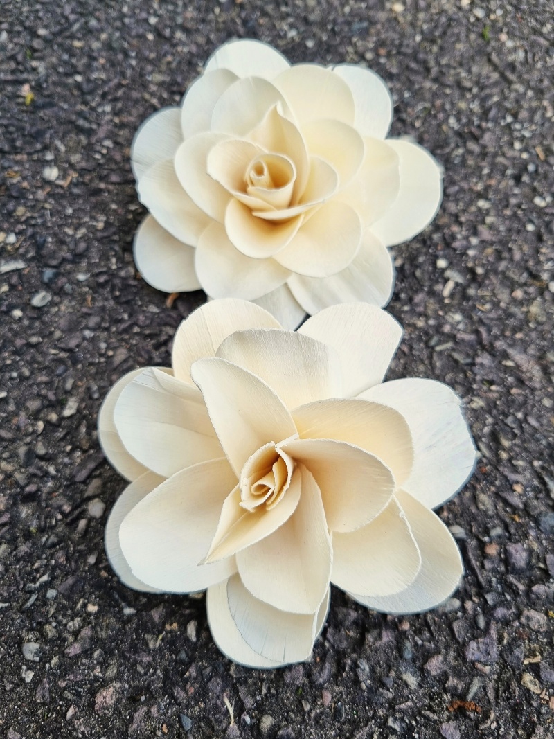 Wooden rose 12 cm bleach loose