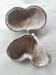 Badam natural stonewash