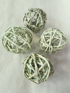 Lata ball 4 cm green stonewash