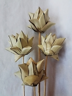 Palm Artichoke ball 6 cm stopka